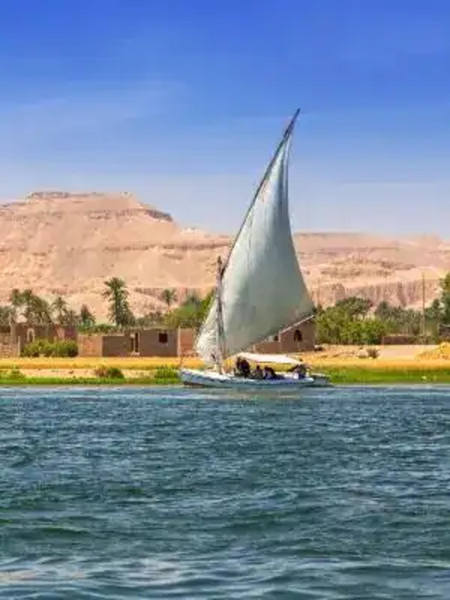 Aswan to Kom Ombo, Edfu & Luxor – Day Tour