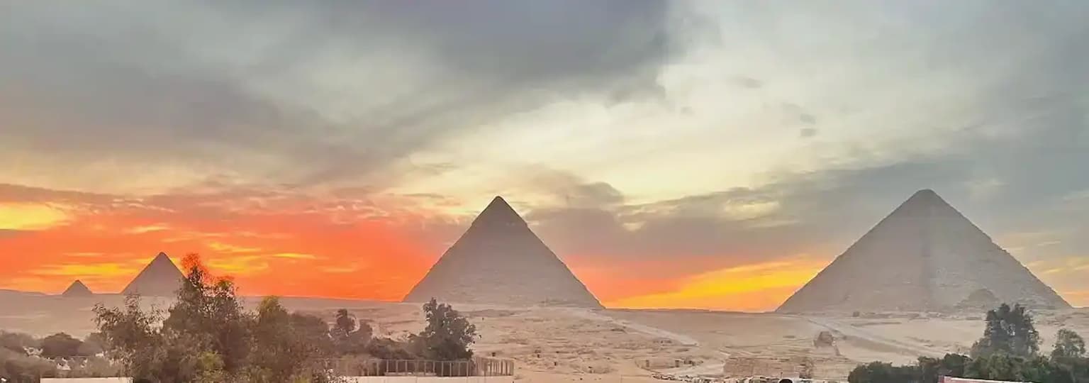 Cairo from Sharm El Sheikh: by flight or by bus, and is it worth it