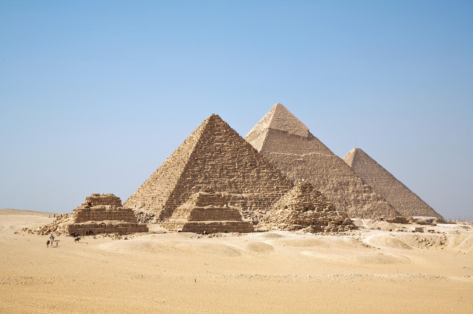 Saqqara Complex – Pyramid of Djoser & Serapeum