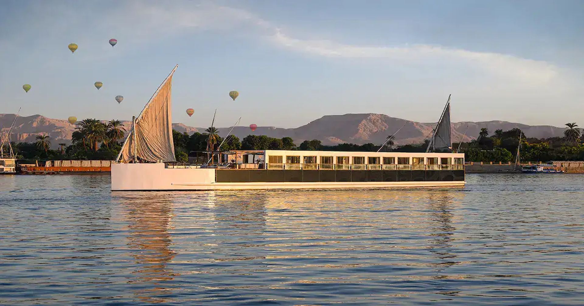 What Is a Dahabiya? Nile Cruise Guide