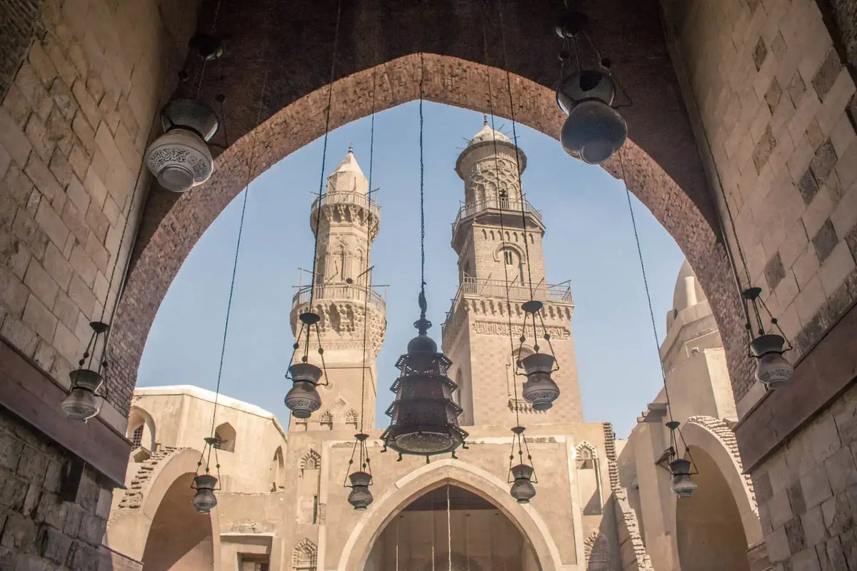 Cairo’s Old Treasures: Egyptian Museum, Islamic Cairo & Khan el‑Khalili – Day Tour – photo 4
