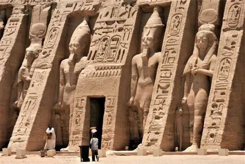 Abu Simbel by Plane from Aswan, Day Tour – Day Tour – photo 6