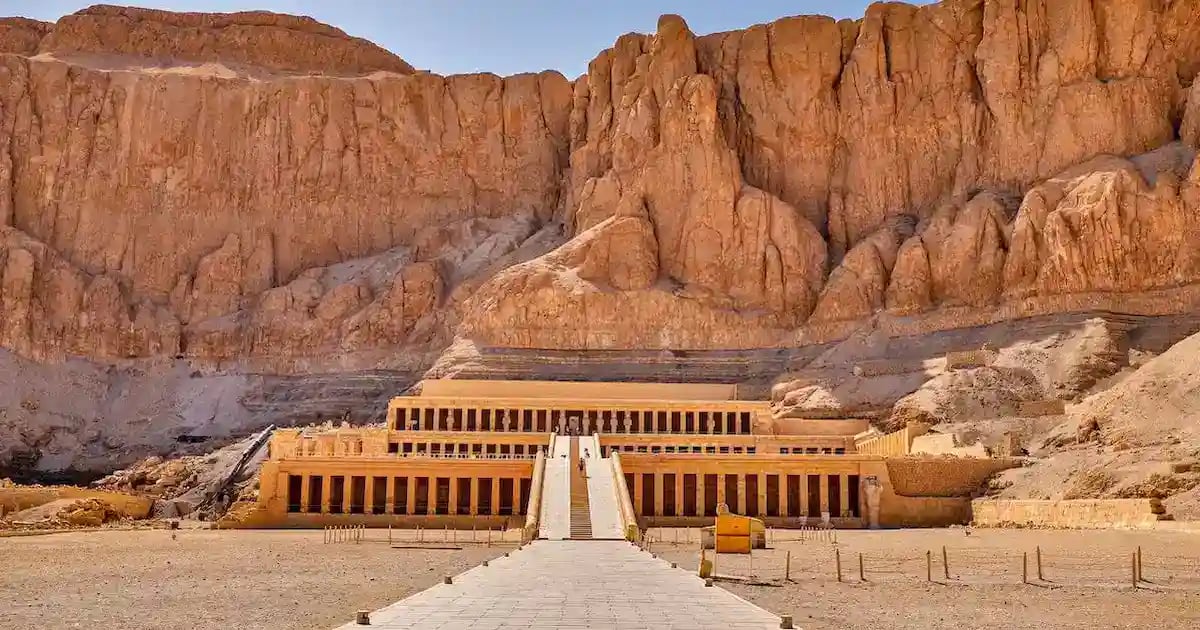 West Bank: Valley of the Kings, Hatshepsut & Colossi of Memnon – Excursion – photo 2