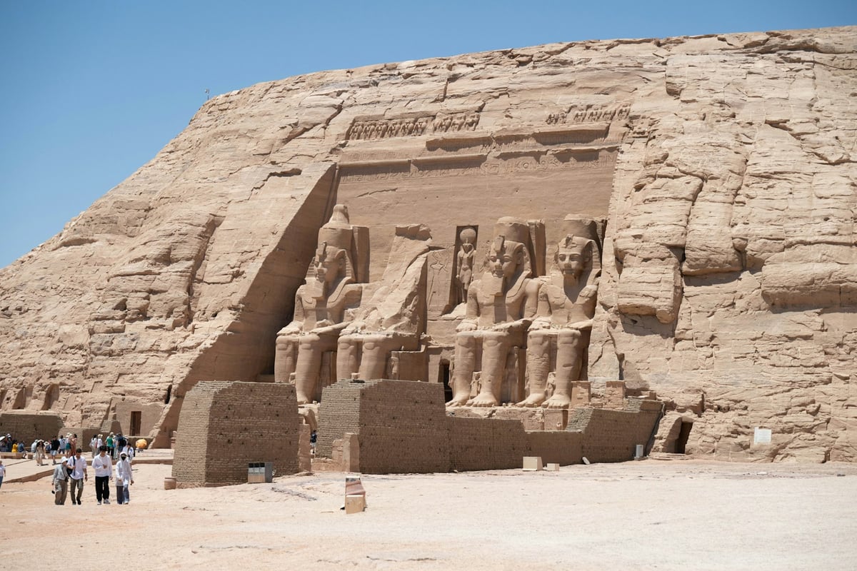 Abu Simbel by Plane – Day Tour from Aswan – Excursion – photo 2