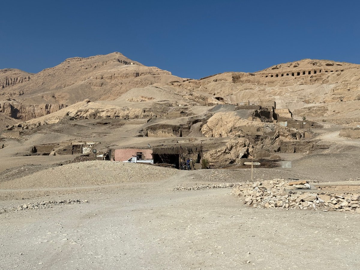 Valley of the Nobles, hillside with tomb entrances. Photo: Chabe01, CC BY-SA 4.0, via Wikimedia Commons