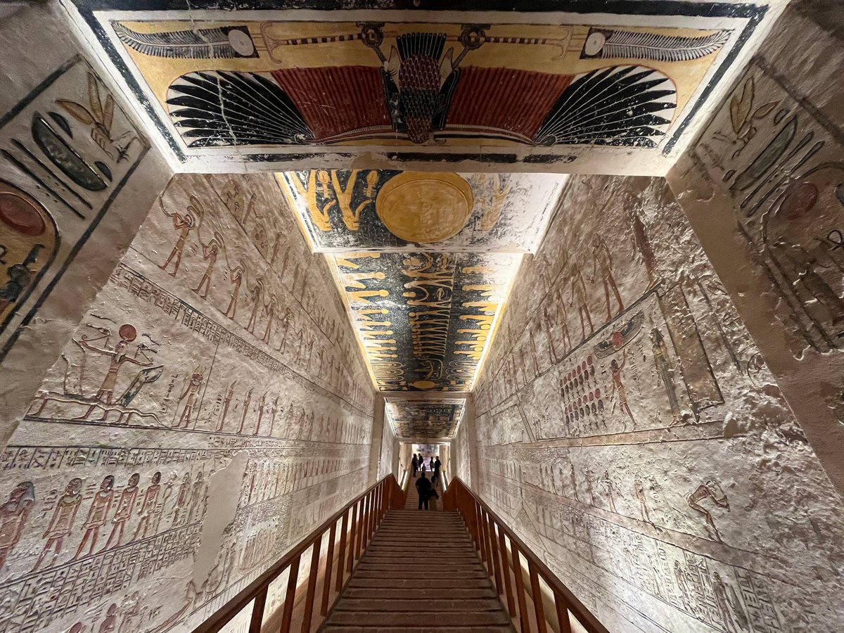 Tomb of Ramses VI (KV9), descending corridor. Photo: Fabio Achili, CC BY 2.0, via Wikimedia Commons