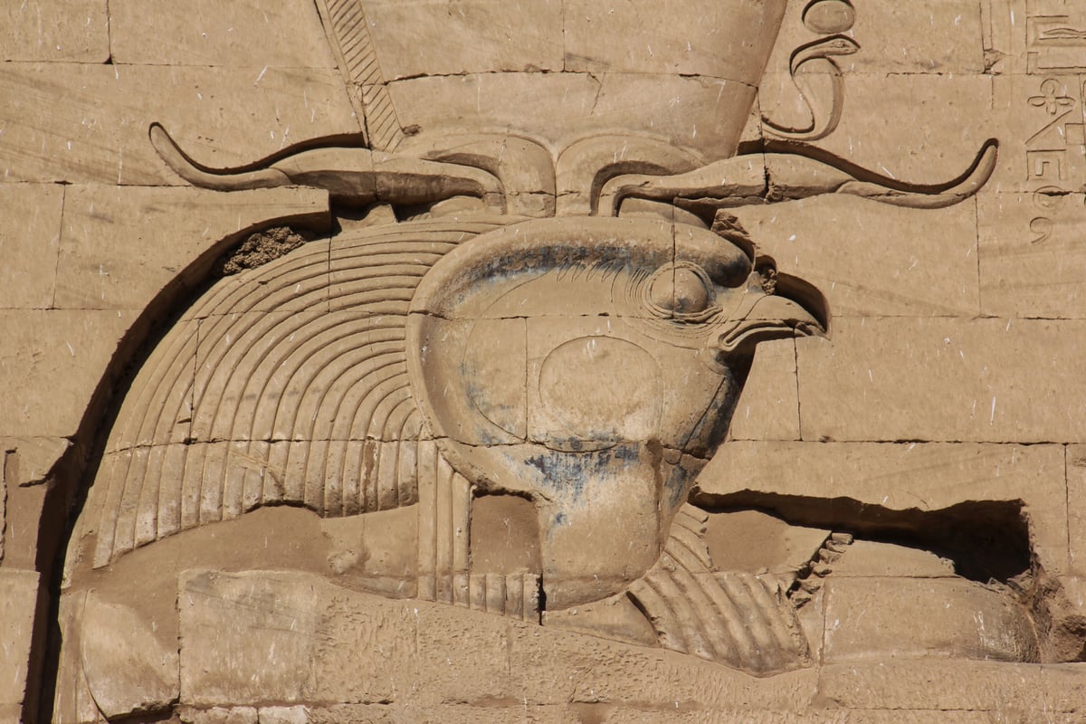 Edfu Temple – Temple of Horus, Edfu (Aswan region) – Attraction – photo 2