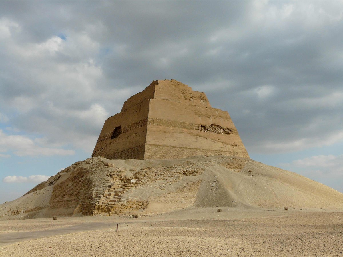 Meidum Pyramid – Meidum (Cairo region) – Attraction – photo 3