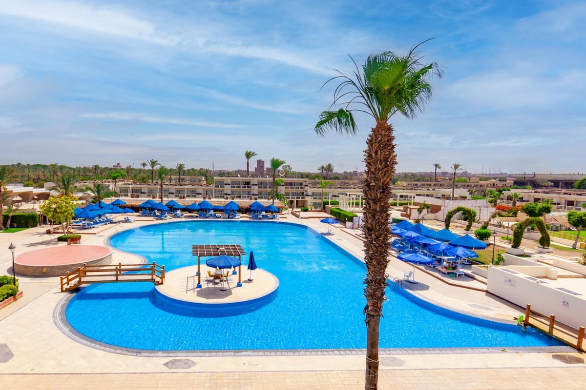 Pyramids Park, Giza – hotel with pyramid views – Hotel – main photograph