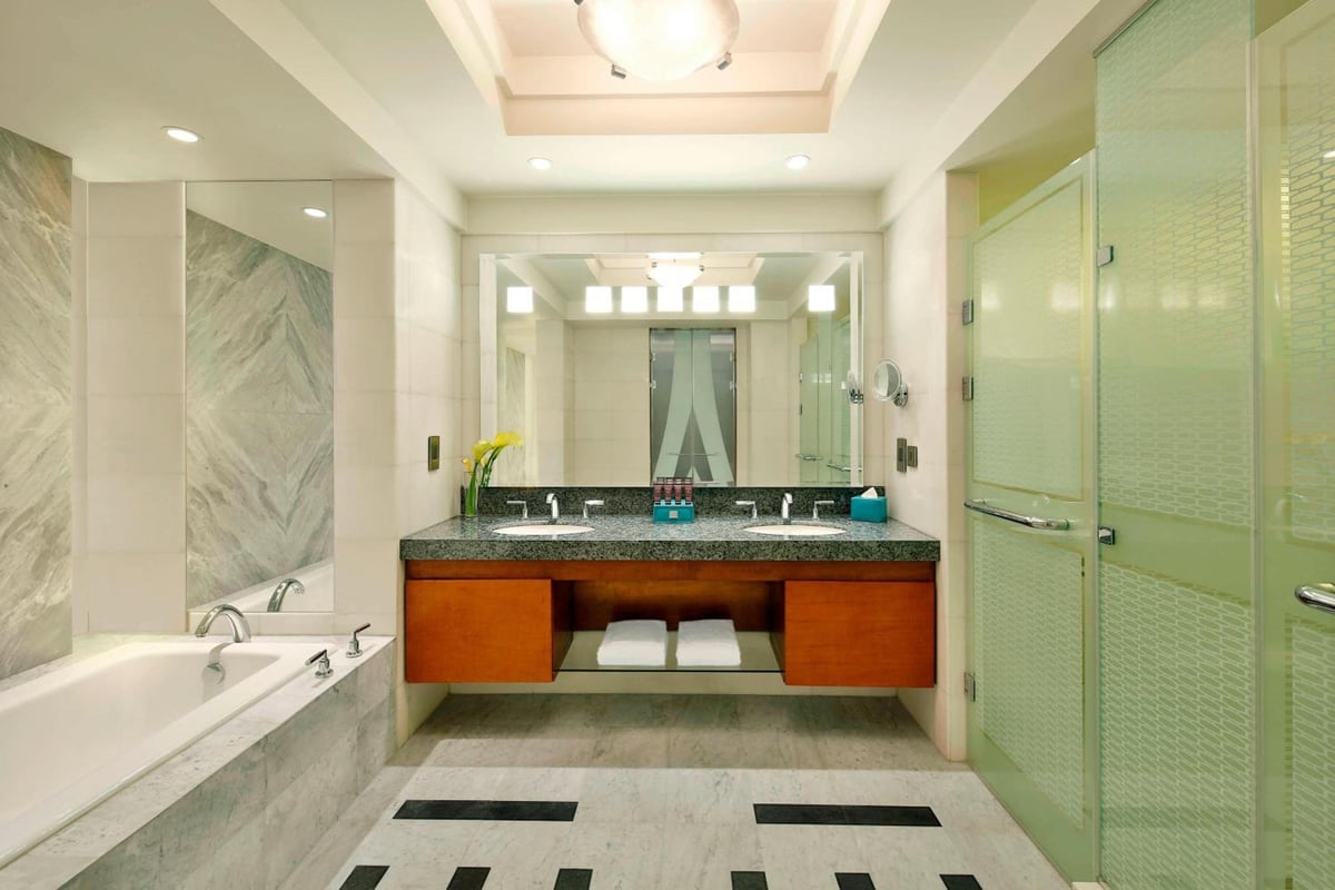 Nile Ritz-Carlton Cairo, Presidential King Suite with Nile View Club Lounge Access