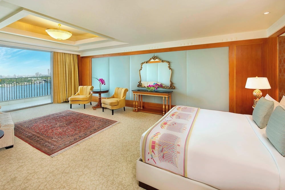 Nile Ritz-Carlton Cairo, Royal Suite 1 Bedroom Club Lounge Access