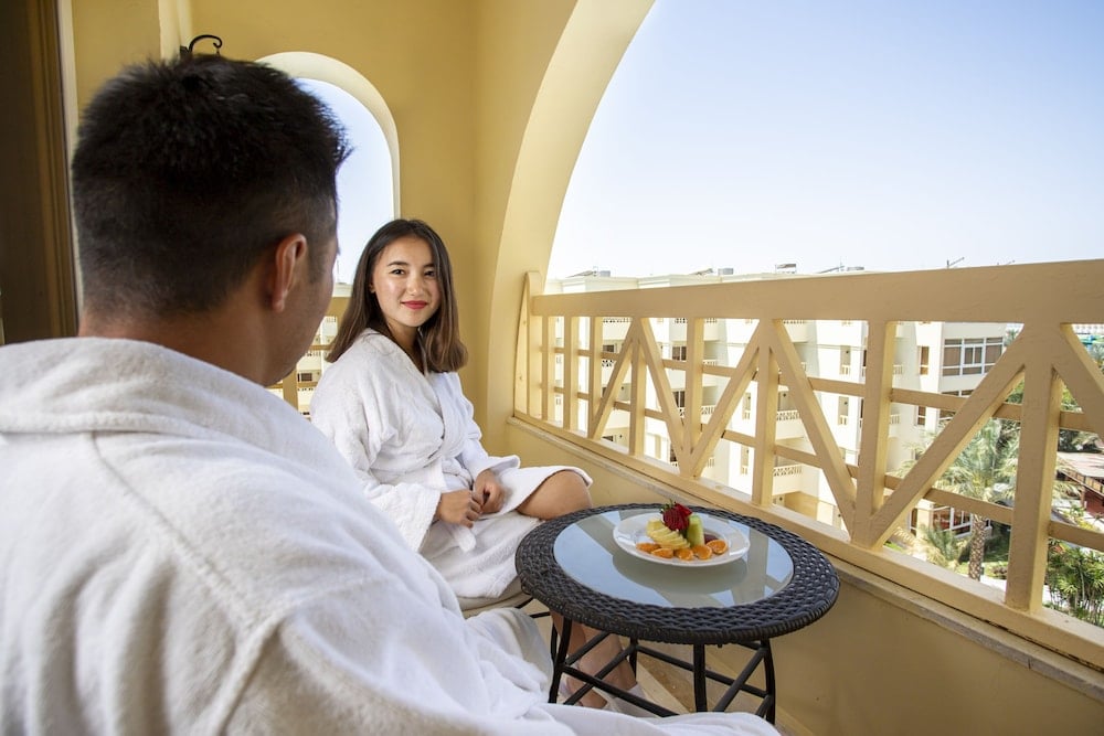 AMC Royal Hotel & Spa – Hotel – photo 7