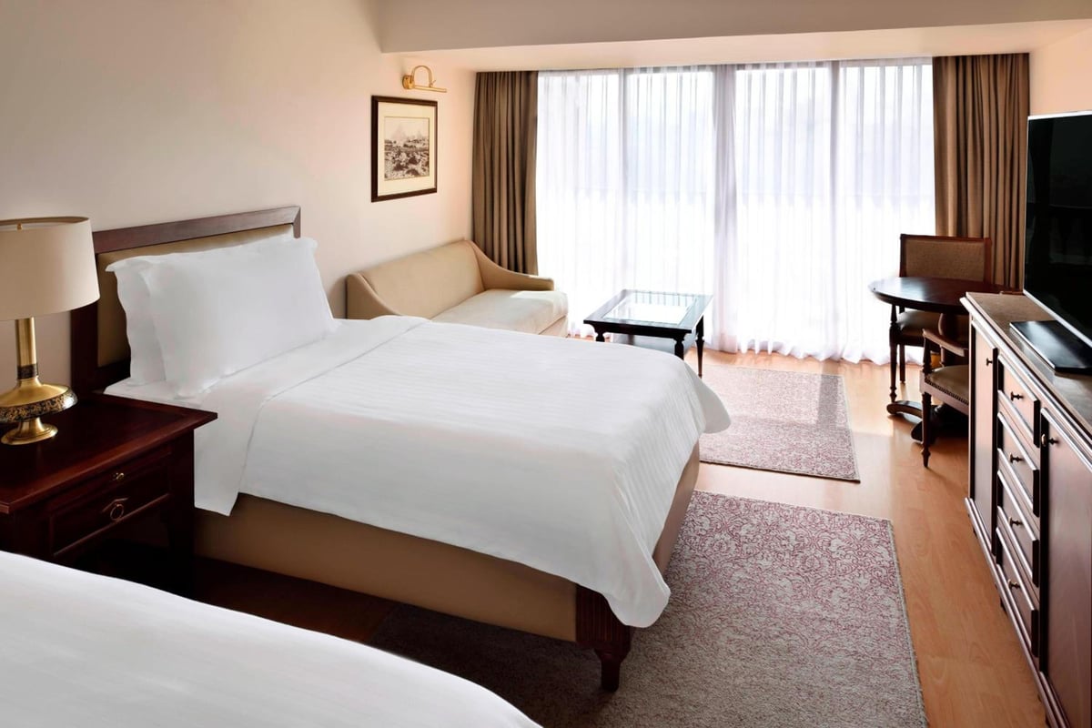 Marriott Mena House Cairo, Executive Partial Pyramid View Executive Lounge Access Guest