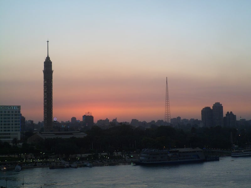 Cairo by Night Tour with Cairo Tower and Dinner