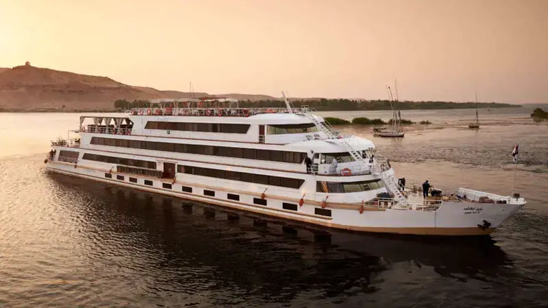 Sanctuary Sun Boat IV Nile Cruise – luxury Nile river cruise ship