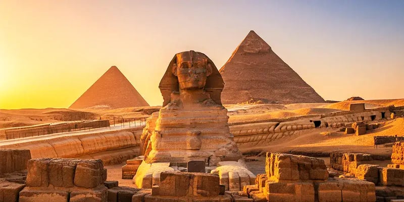 Cairo Day Trip from Luxor by Flight – Private, Giza Pyramids, Sphinx & Grand Egyptian Museum