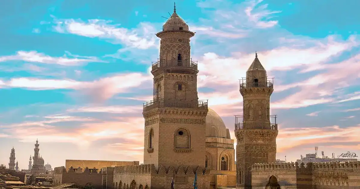 Ahmad Ibn Tulun Mosque — History, Architecture & Visiting Guide